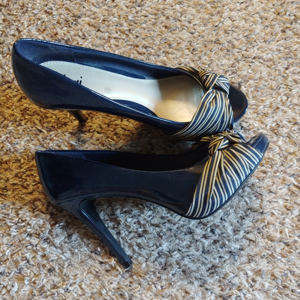 Cute Navy Heels